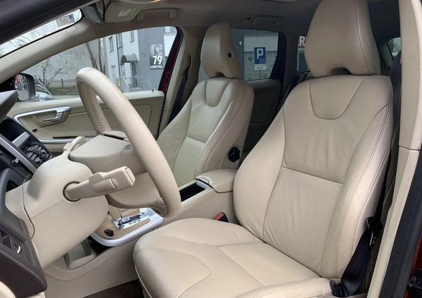 Volvo XC 60 cena 43000 przebieg: 135127, rok produkcji 2010 z Kraków małe 301